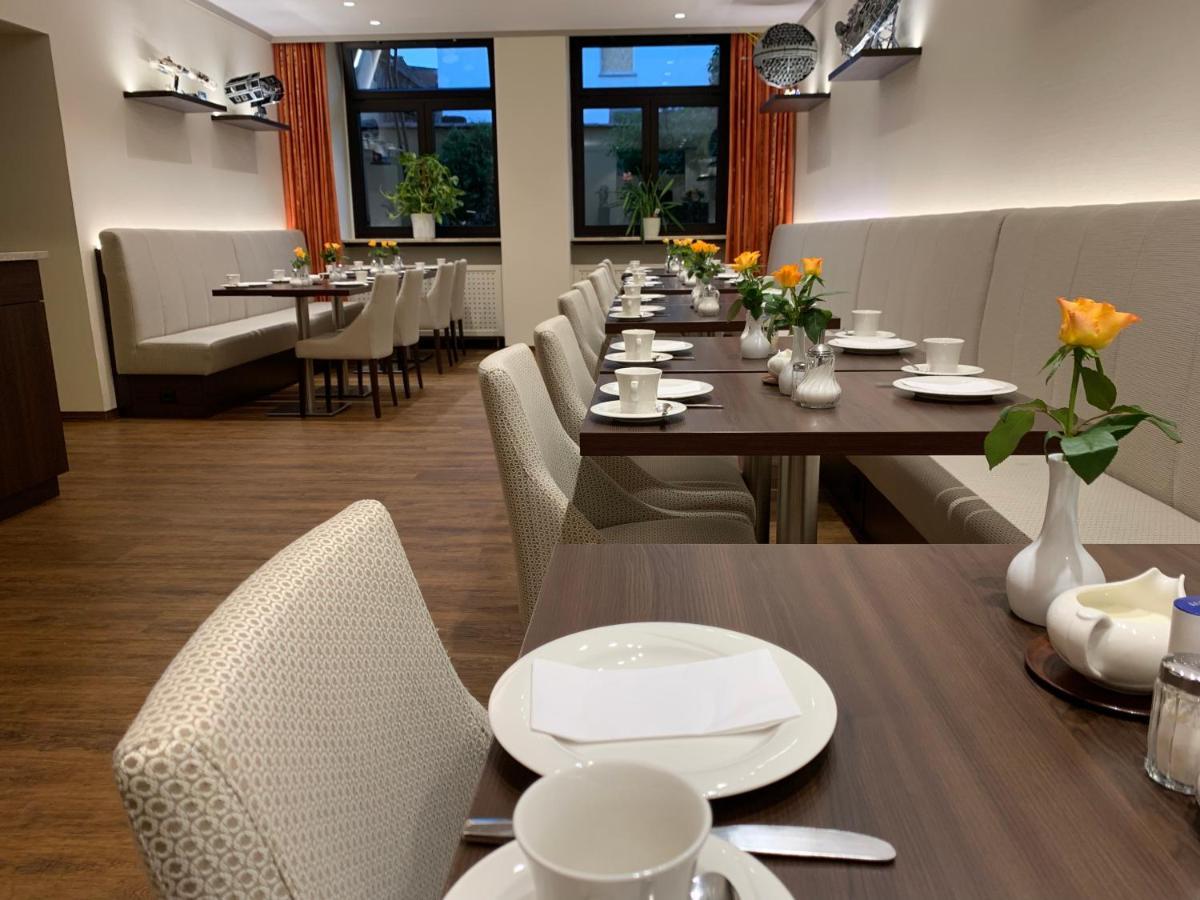 Hotel Huebler Frankfurt nad Menem Zewnętrze zdjęcie