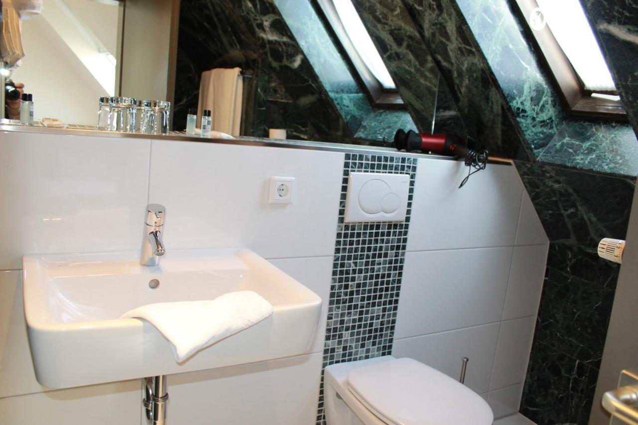 Hotel Huebler Frankfurt nad Menem Zewnętrze zdjęcie