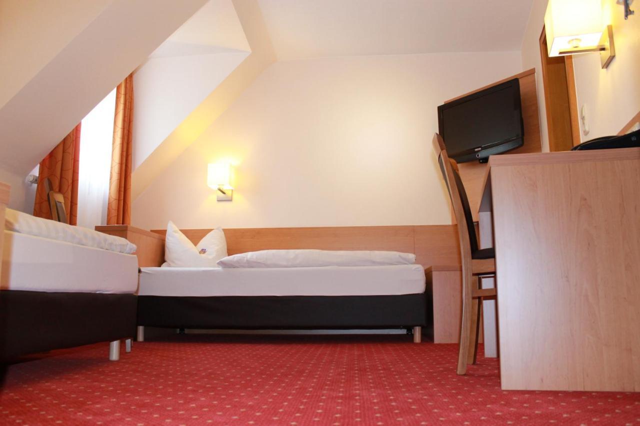 Hotel Huebler Frankfurt nad Menem Zewnętrze zdjęcie