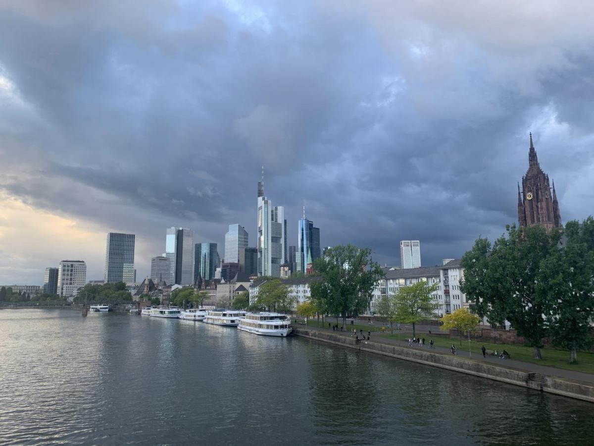 Hotel Huebler Frankfurt nad Menem Zewnętrze zdjęcie