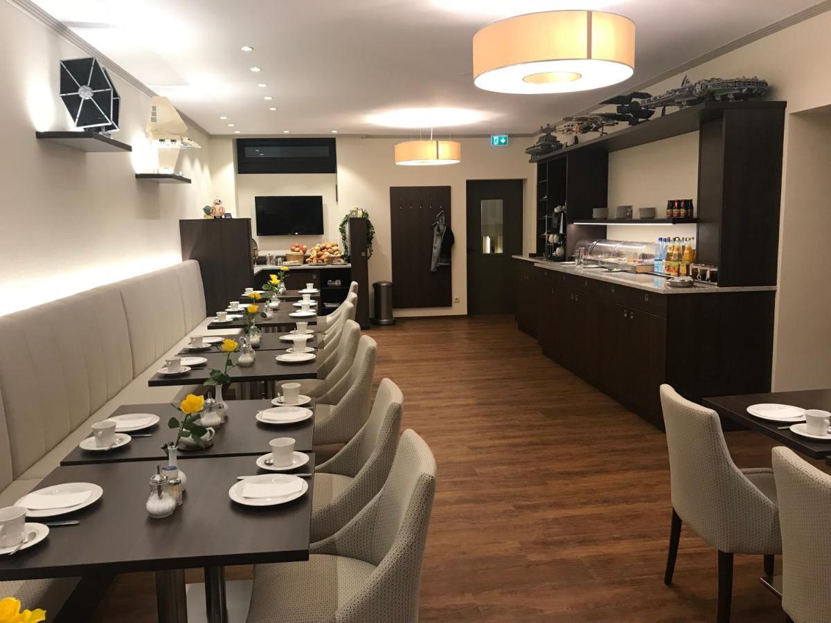 Hotel Huebler Frankfurt nad Menem Zewnętrze zdjęcie