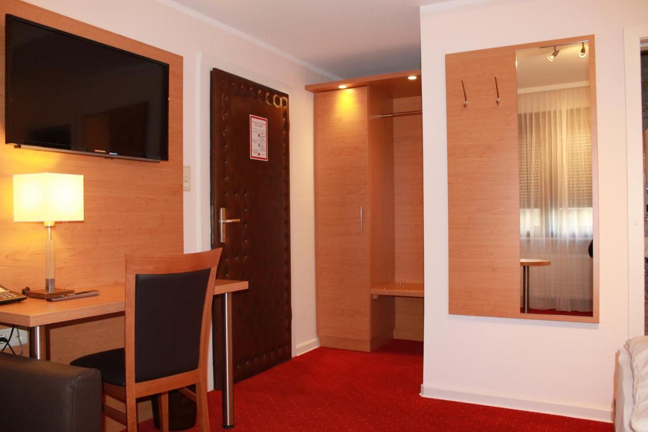 Hotel Huebler Frankfurt nad Menem Zewnętrze zdjęcie