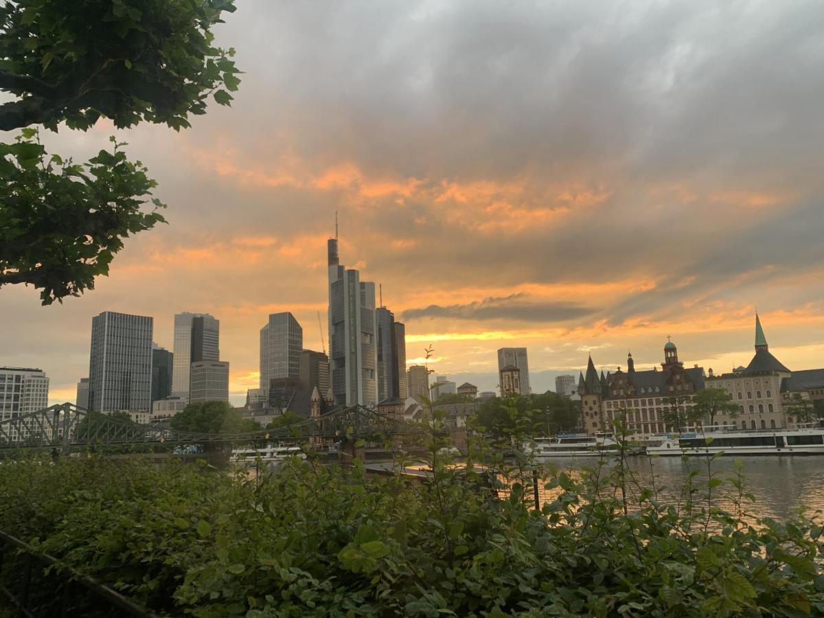 Hotel Huebler Frankfurt nad Menem Zewnętrze zdjęcie