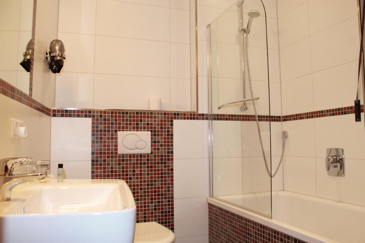 Hotel Huebler Frankfurt nad Menem Zewnętrze zdjęcie